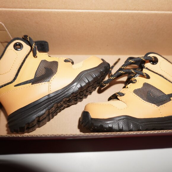 Nike Dual Fusion Hills Mid (TD) Hiking Boot US Size 4c NEW with box! 685623 700 - Picture 6 of 8